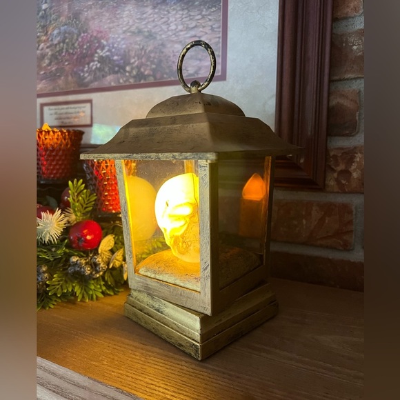 Rare Vintage 1980’s Moving Light Up Creepy Skeleton Candle Lantern‼️FINAL SALE - Picture 3 of 10